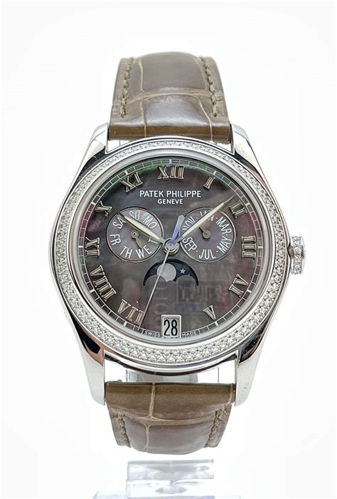 Patek Philippe Complications 4936G